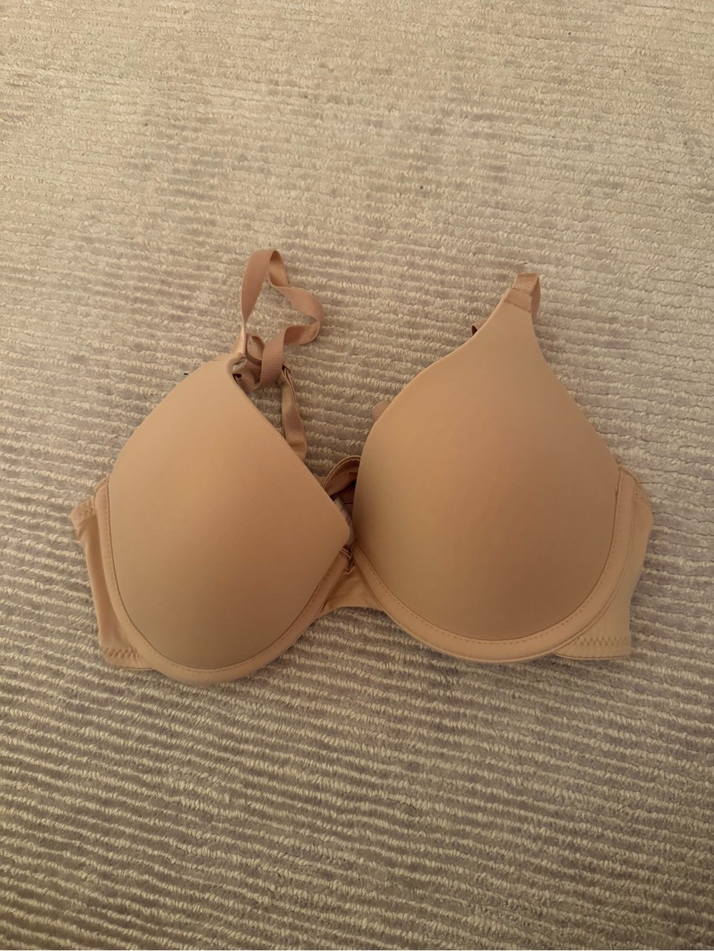 No Boundaries Nude/Tan Smooth Molded T-Shirt Bra